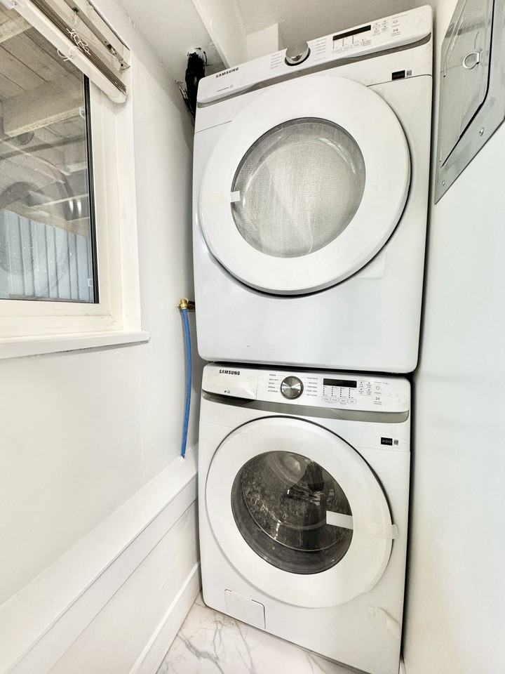 52A STREET - Photo 3 of 7