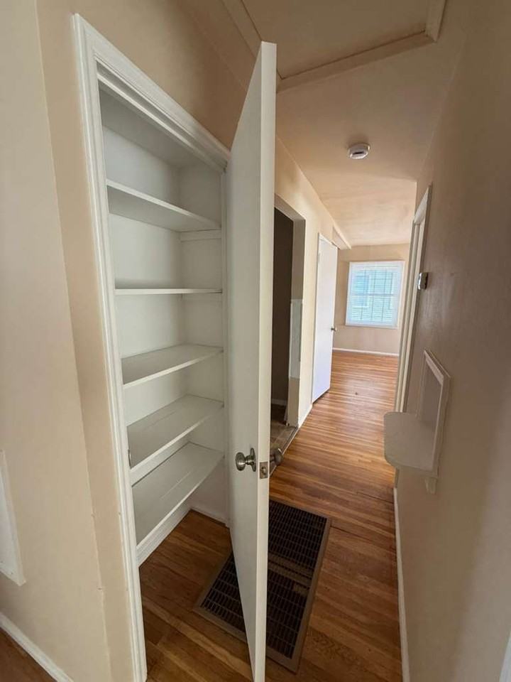 237 Cameron Rd - Photo 7 of 15