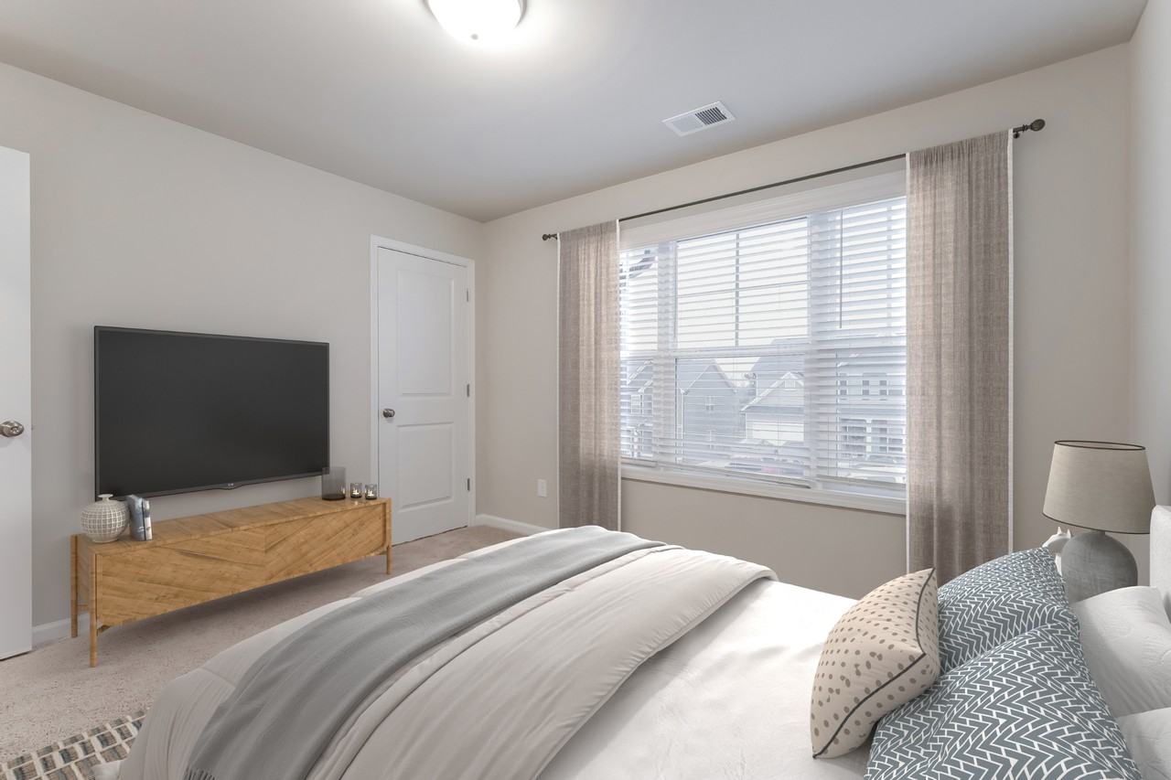 3254 Lilac Creek Trl - Photo 6 of 32