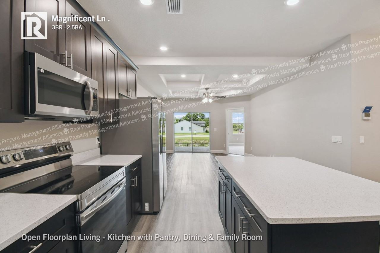 8544 Magnificent Ln - Photo 6 of 26