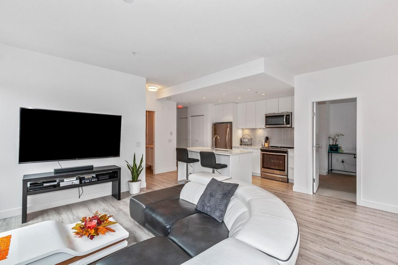 2382 Atkins Avenue #20* - Photo 7 of 23