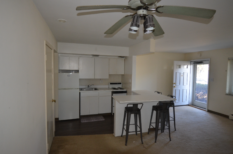 2032 Linden Ave #A - Photo 3 of 17