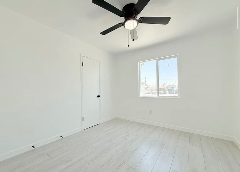 518 N Wilmington Ave - Photo 7 of 12