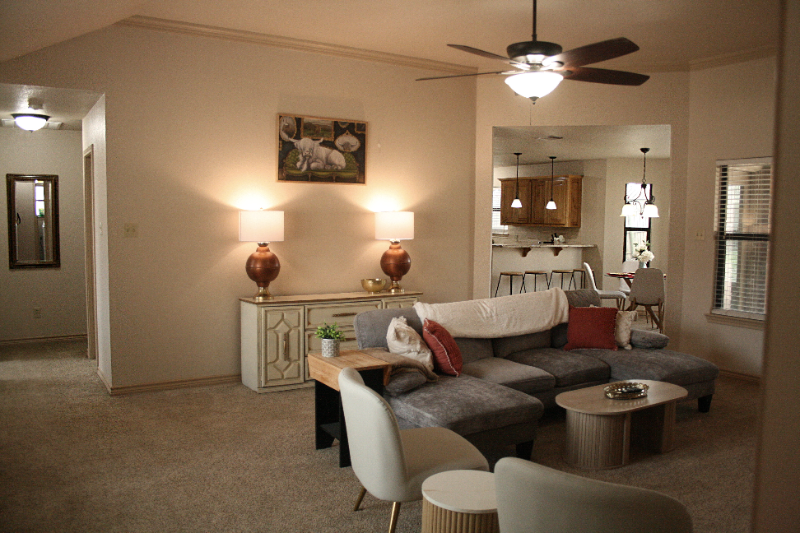 220 Moonlight Trl - Photo 3 of 16