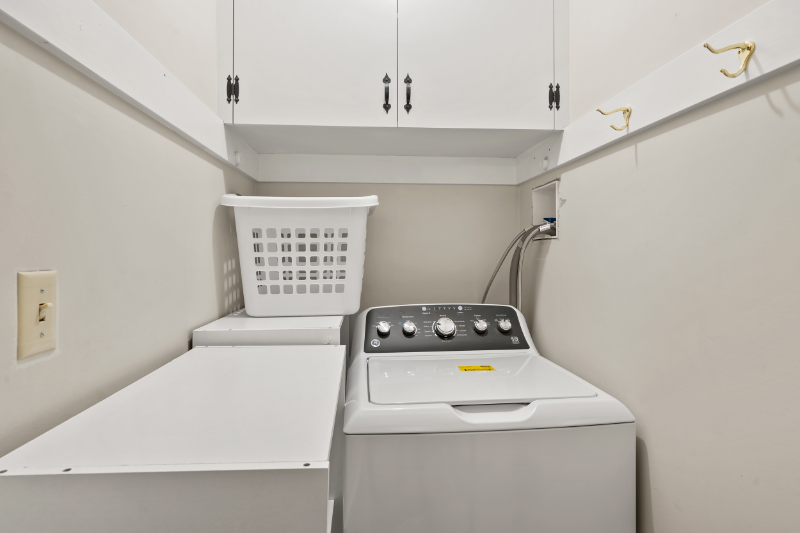 200 Medford Heights Ln - Photo 7 of 8