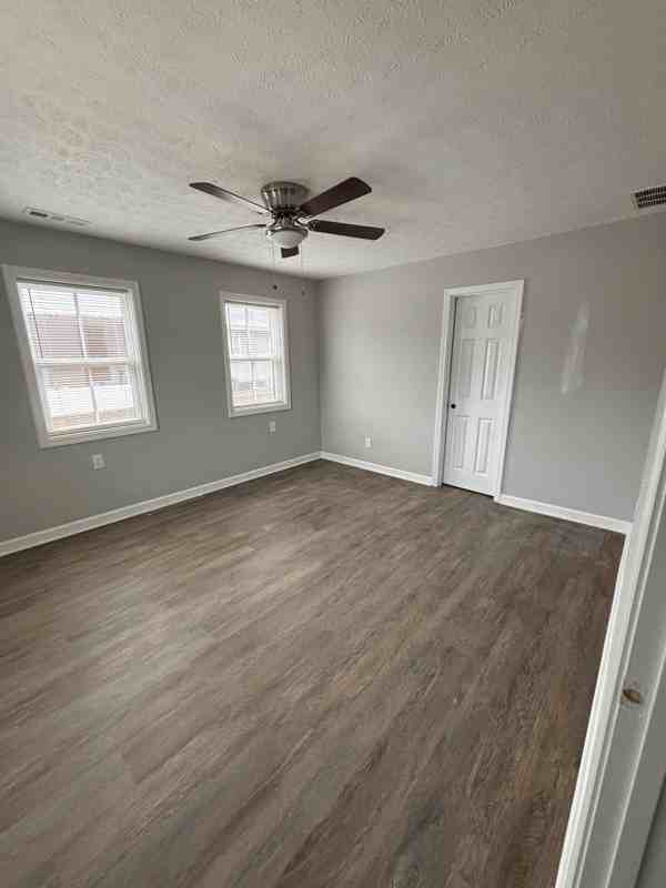 1195 Minter Rd - Photo 3 of 16