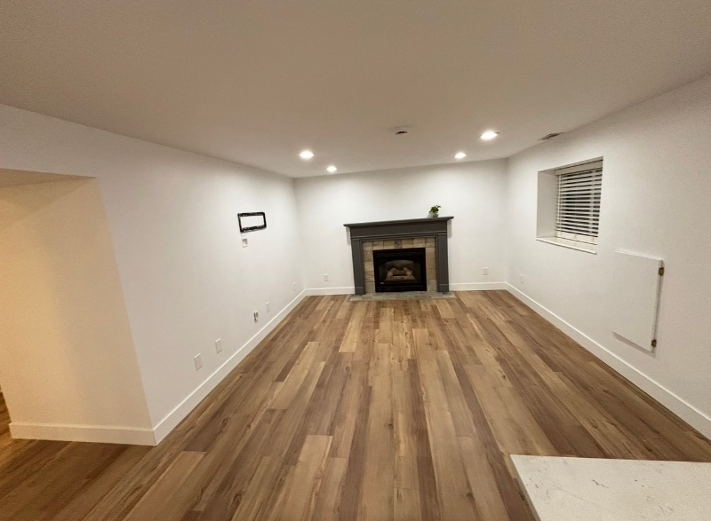 8318 S Grambling Way - Photo 4 of 19