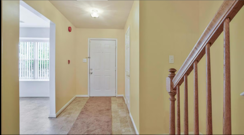 11220 Hannah Way - Photo 2 of 17