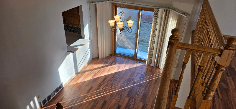 9231 Queens Gdns - Photo 6 of 11