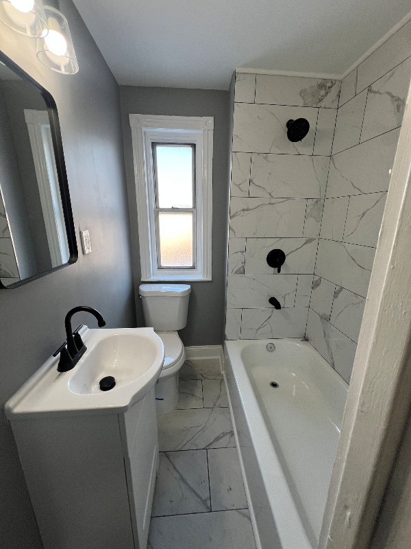 6049 N Norwood St - Photo 7 of 20