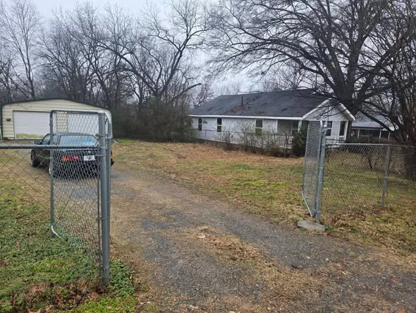 202 W Peachtree St - Photo 2 of 19