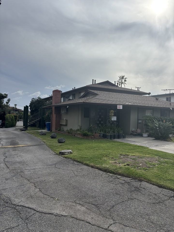 Hale Nane - Photo 4 of 12