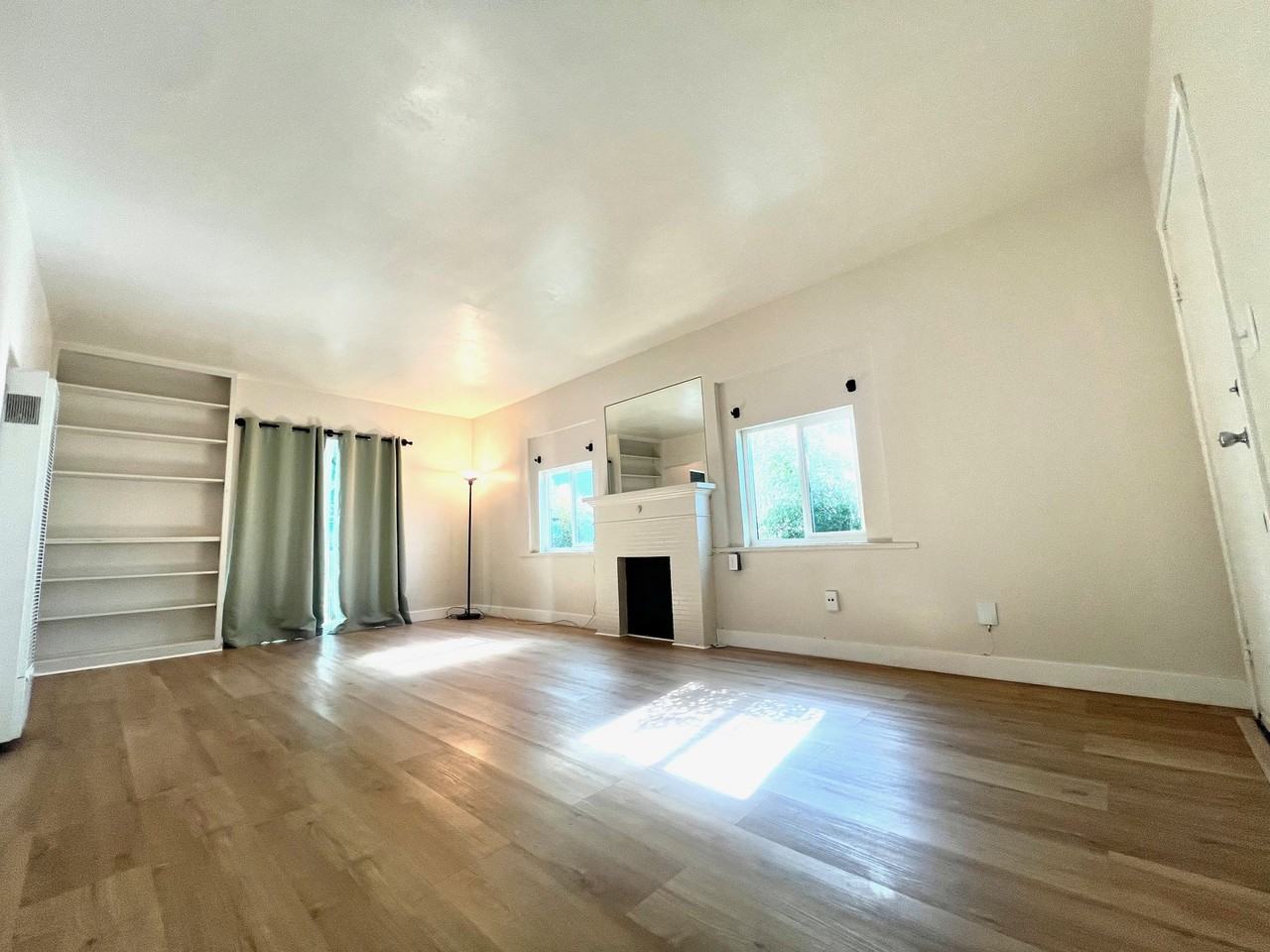 7447-7451 La Jolla Boulevard - Photo 5 of 19