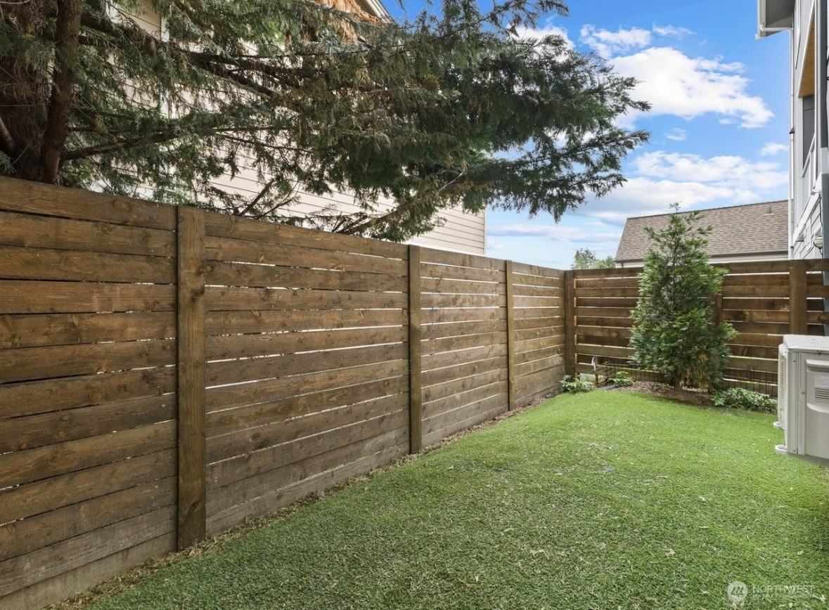 14825 35th Ave W #4 - Photo 7 of 7