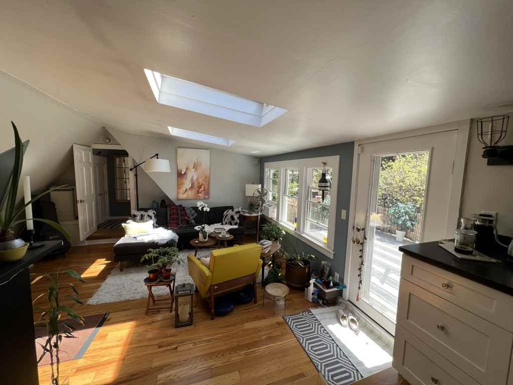 16 Crooked Mile Rd - Photo 3 of 35