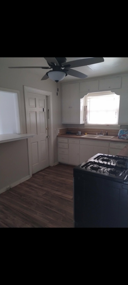 207 N Highland Ave #NA - Photo 7 of 8