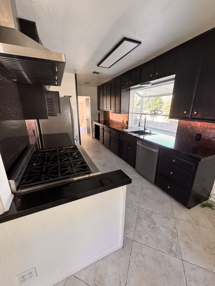 5183 Topanga Canyon Blvd #NA - Photo 2 of 20