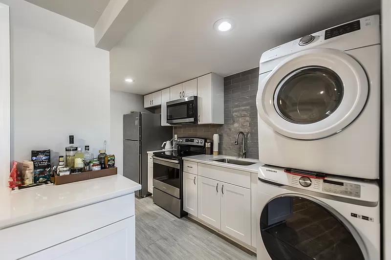 5817 Sterling Oaks Dr #B - Photo 3 of 12