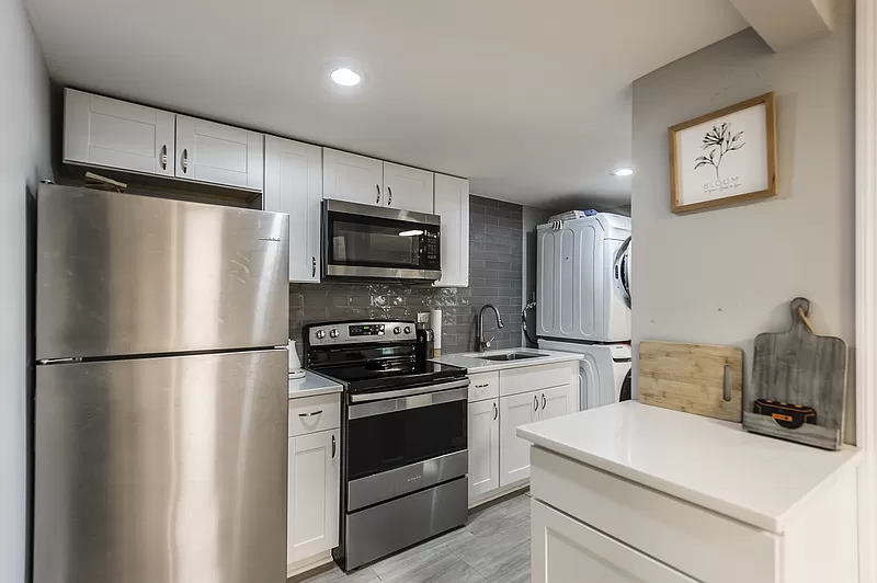 5817 Sterling Oaks Dr #B - Photo 4 of 12