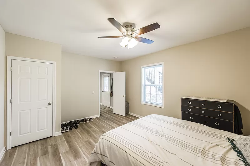 5817 Sterling Oaks Dr #B - Photo 6 of 12