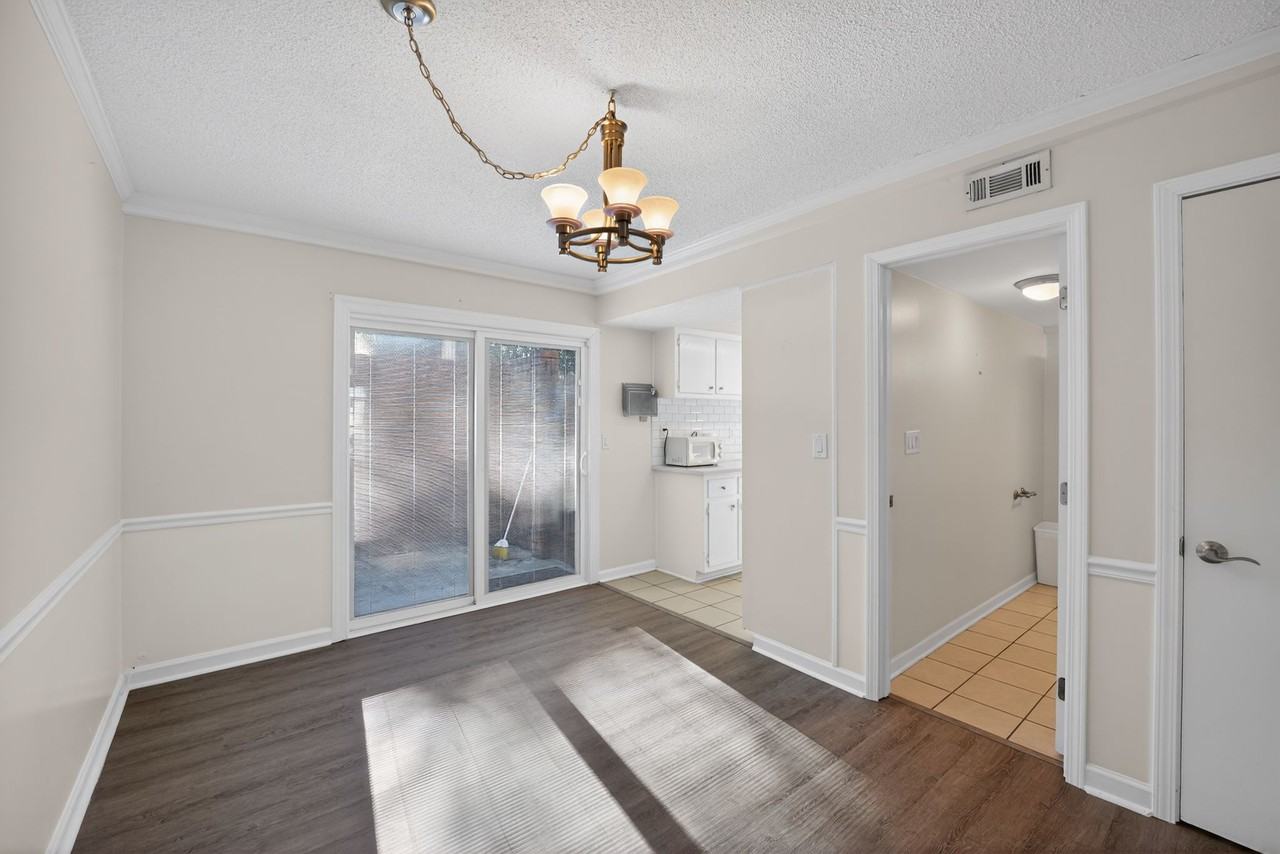 3555 Old Chamblee Tucker Rd Apt D #NA - Photo 3 of 20