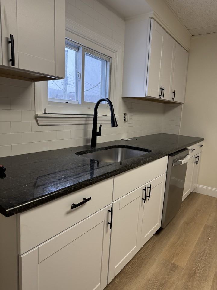 202 Nesbitt St #206B - Photo 2 of 8