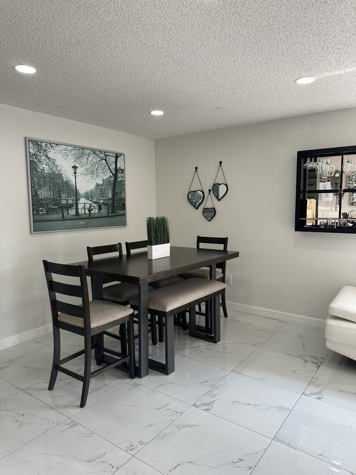 15861 Sw 70th Ter #NA - Photo 3 of 34