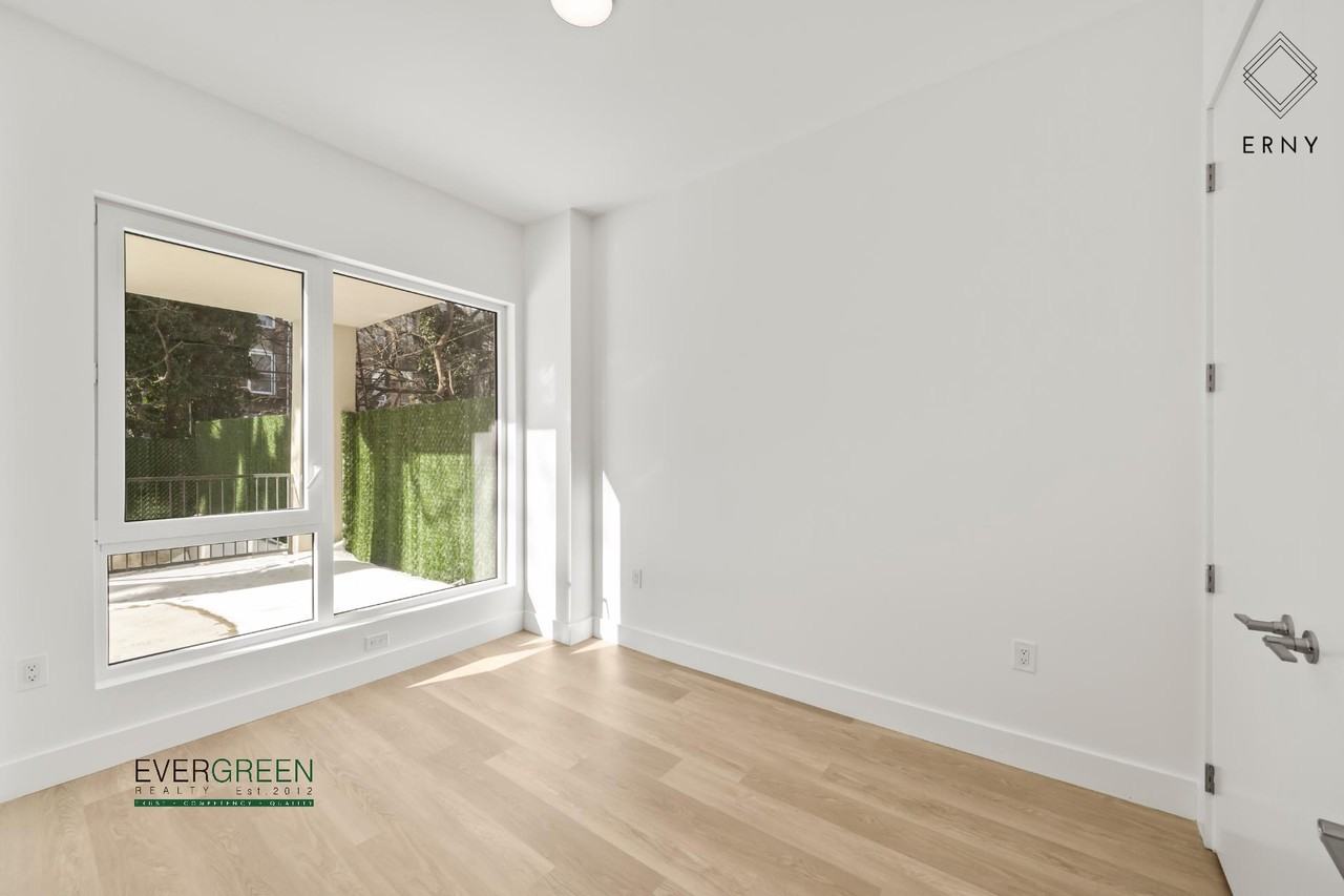 354 East 28th Street #1 - Photo 6 of 7