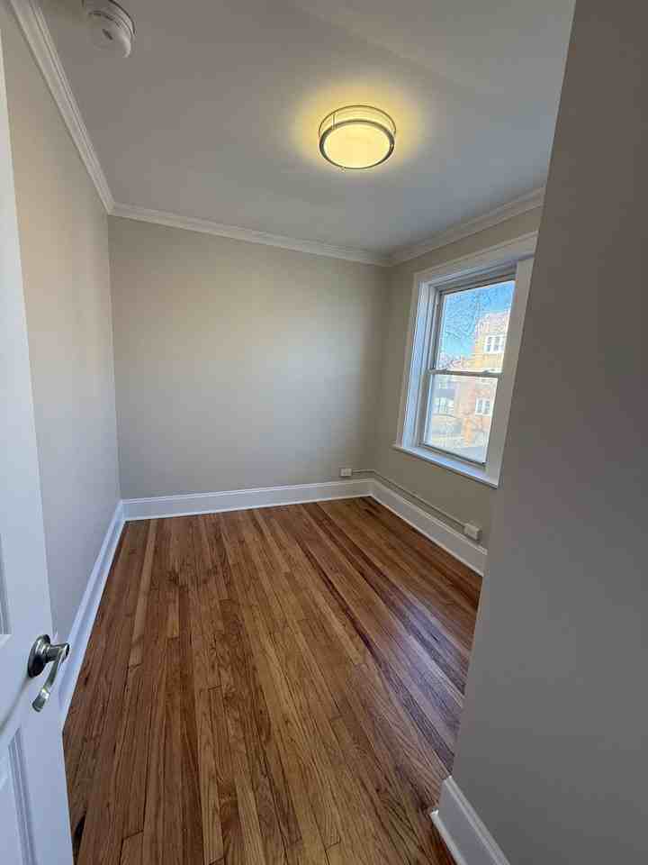 N Whipple St #2 - Photo 5 of 8