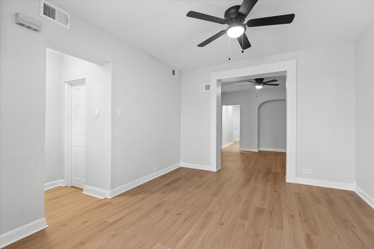 3709 N Troy St #1 - Photo 4 of 12