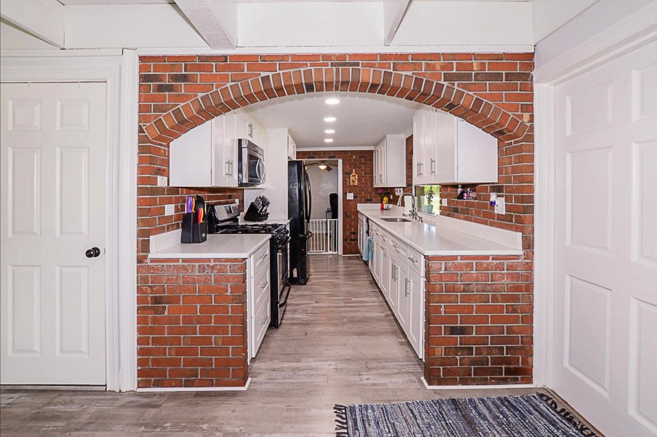 Spruce Dr - Photo 2 of 7