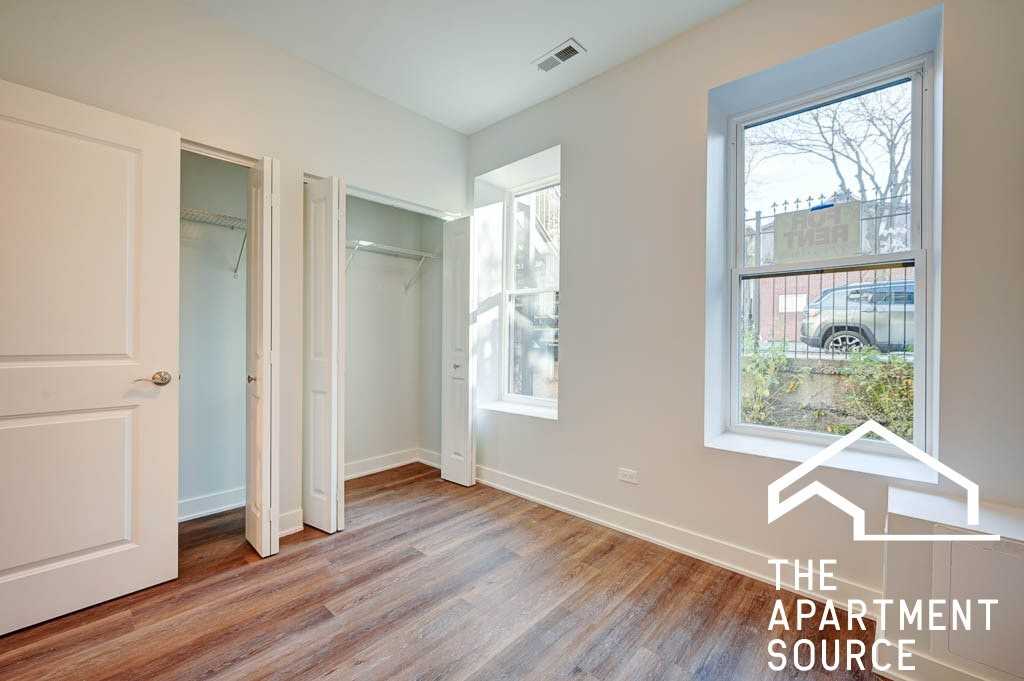 1142 West 17th Place, Unit G - Photo 5 of 17