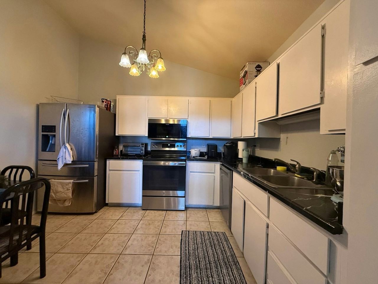 2130 West Camino Street, Unit 10 - Photo 5 of 12