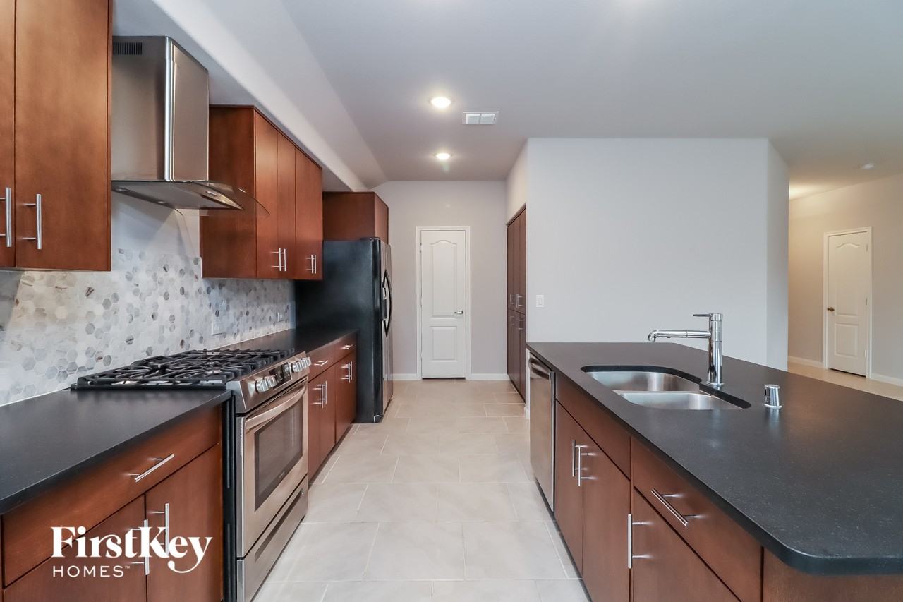 1089 Nighthawk Trl - Photo 7 of 15