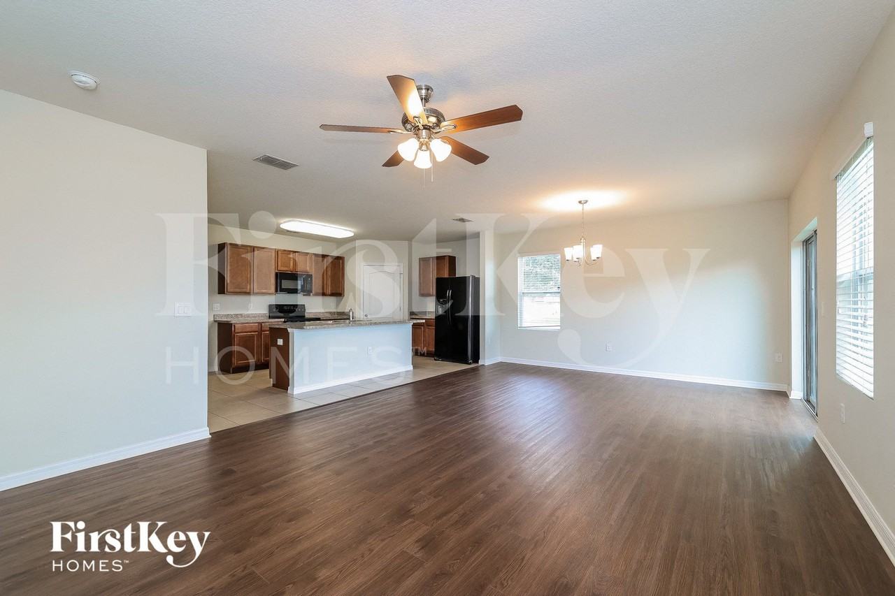 908 Chanler Dr - Photo 3 of 15