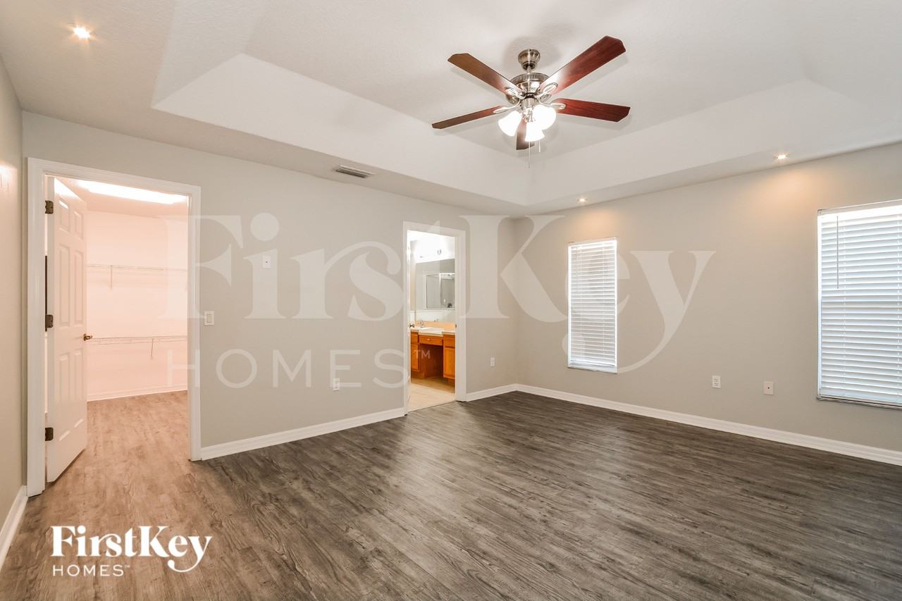 4717 Huron Bay Cir - Photo 7 of 16