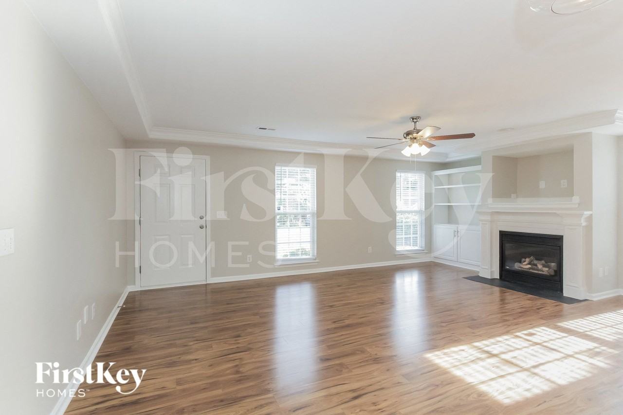 1513 Maple Sugar Pl - Photo 3 of 15