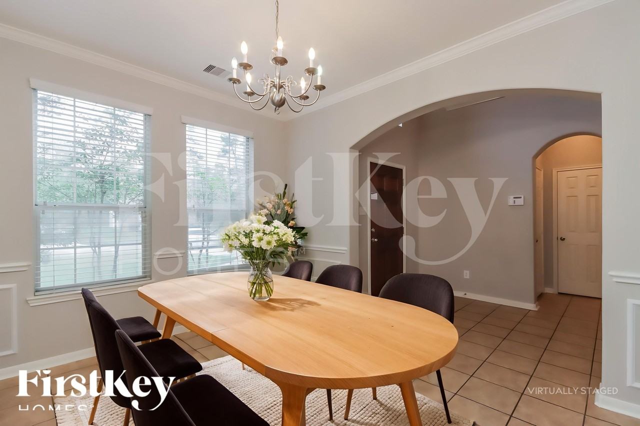 16426 Rudder Dr - Photo 7 of 18