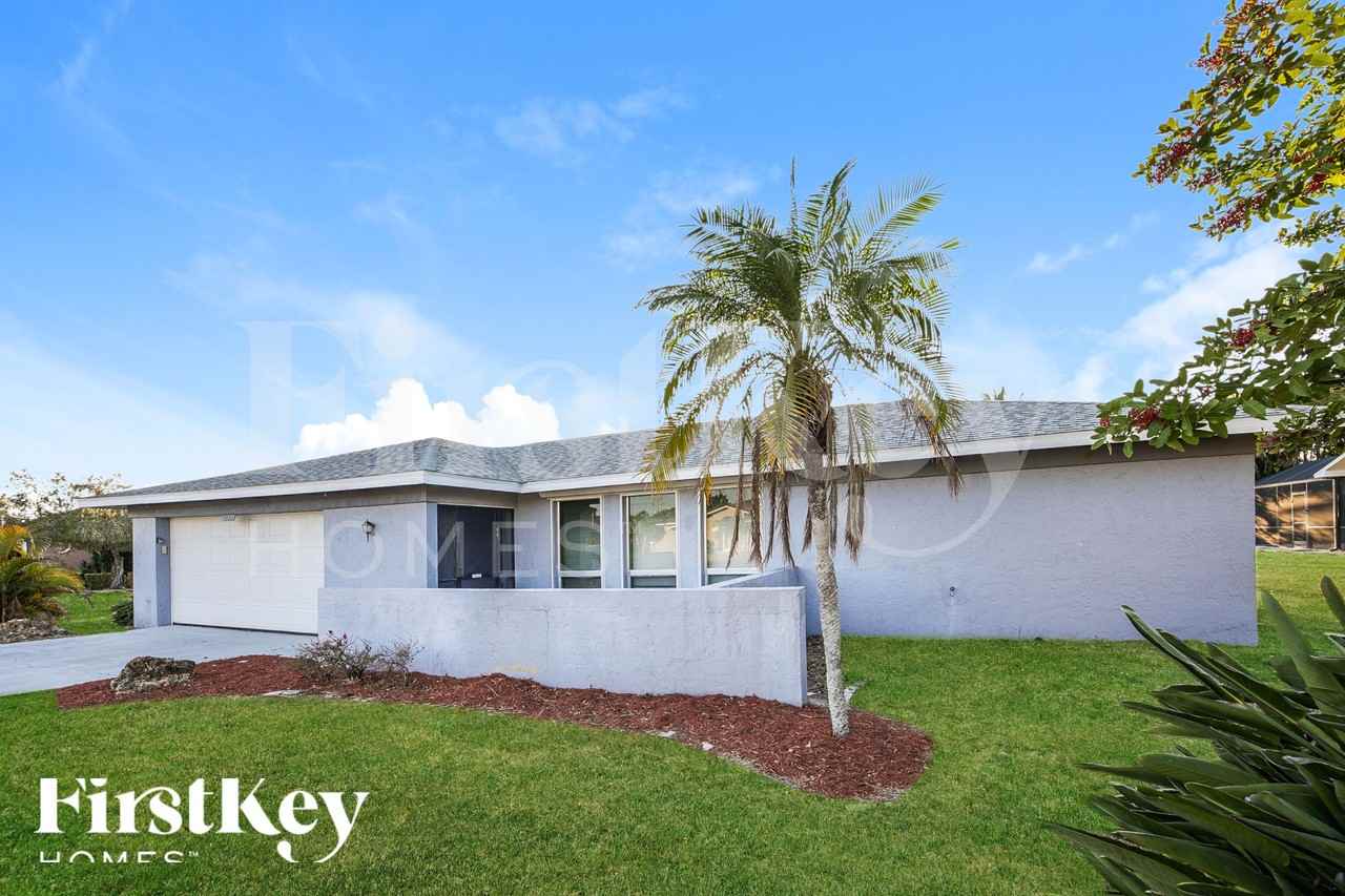 3922 Se 2nd Ave - Photo 2 of 19