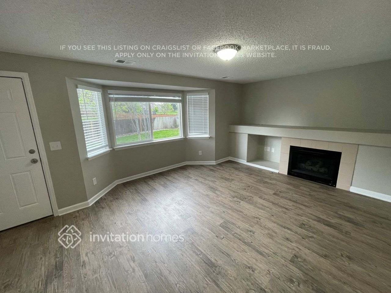 5480 S Nepal Ct - Photo 3 of 18