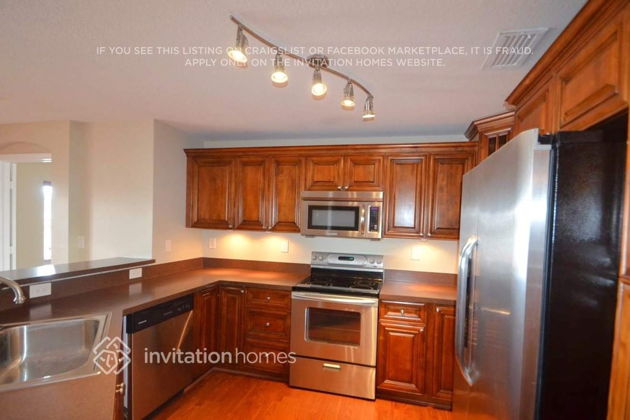 16244 Sw 44th Ln - Photo 3 of 12