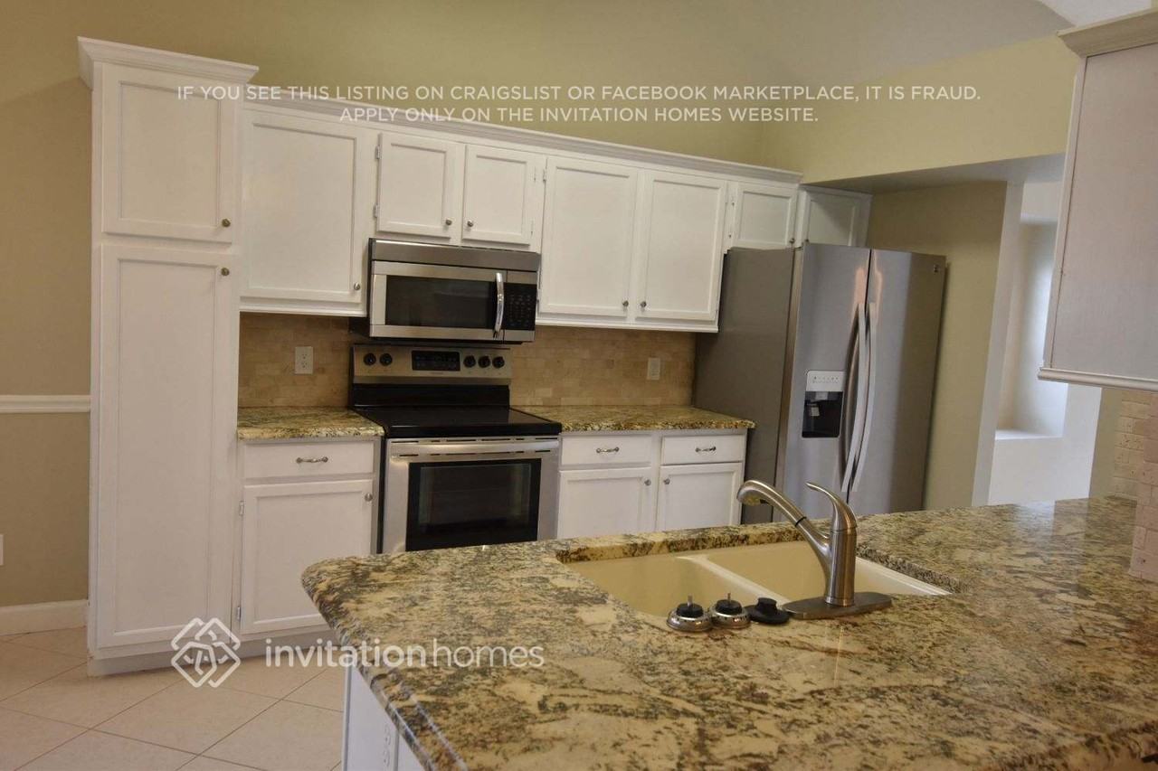 1503 Attleboro Ln - Photo 5 of 19