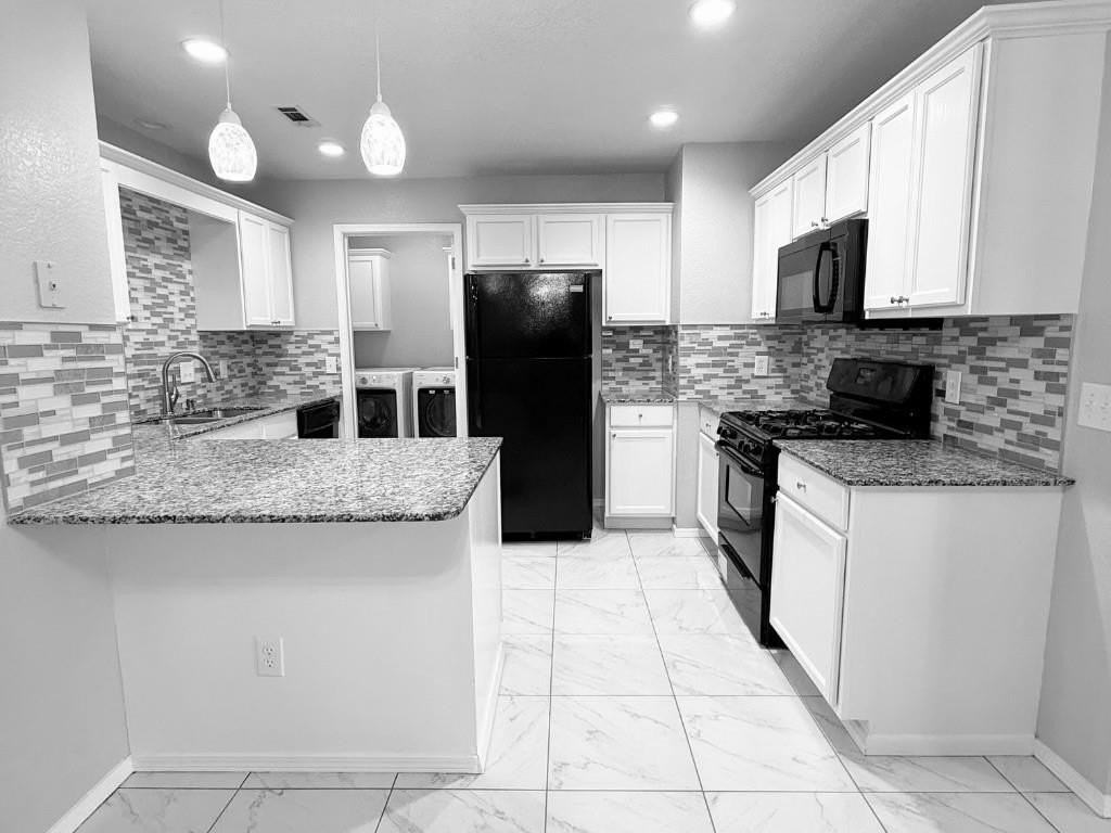 603 Ane Ave - Photo 2 of 11