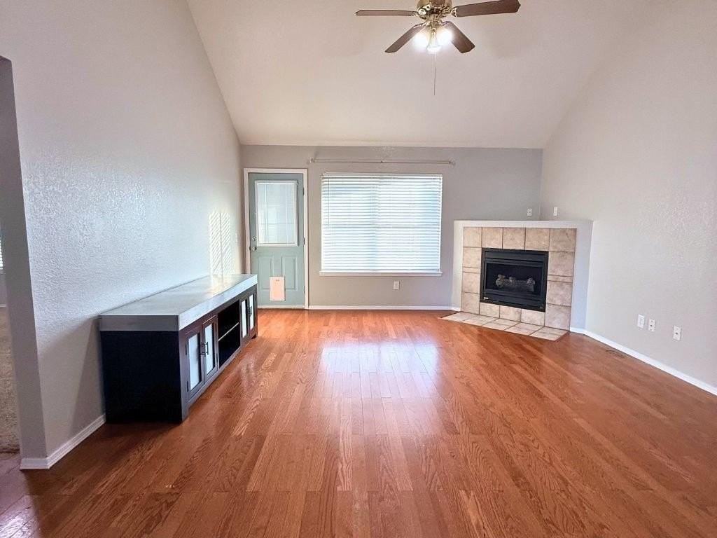 603 Ane Ave - Photo 4 of 11