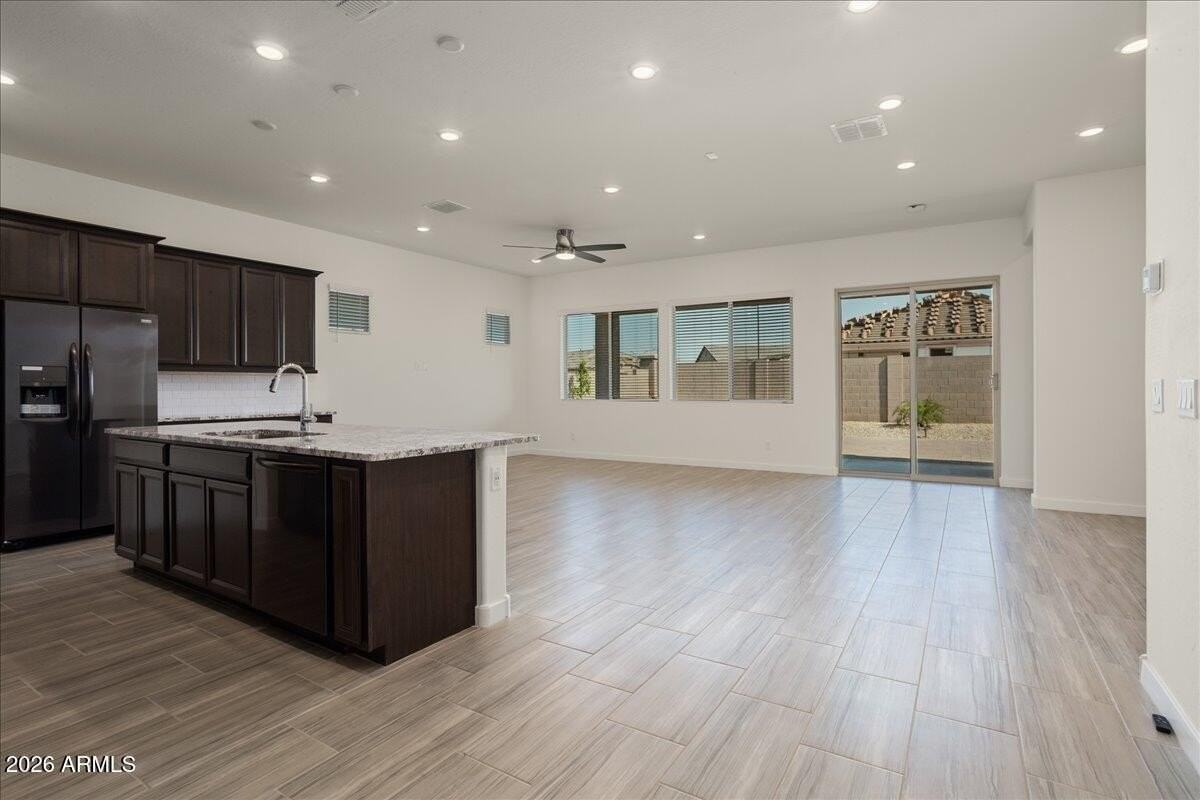 16786 W Cielo Grande Ave - Photo 6 of 38