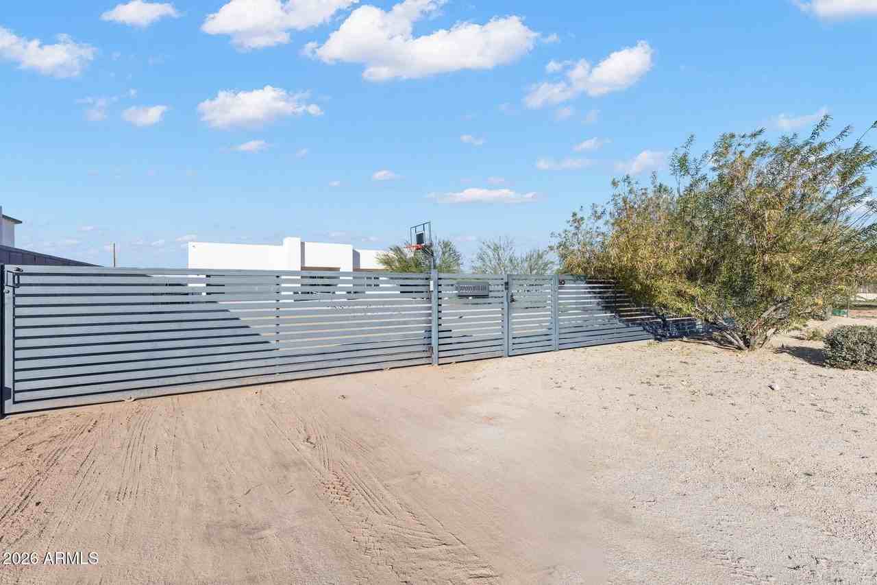 2252 E South Mountain Ave - Photo 6 of 50