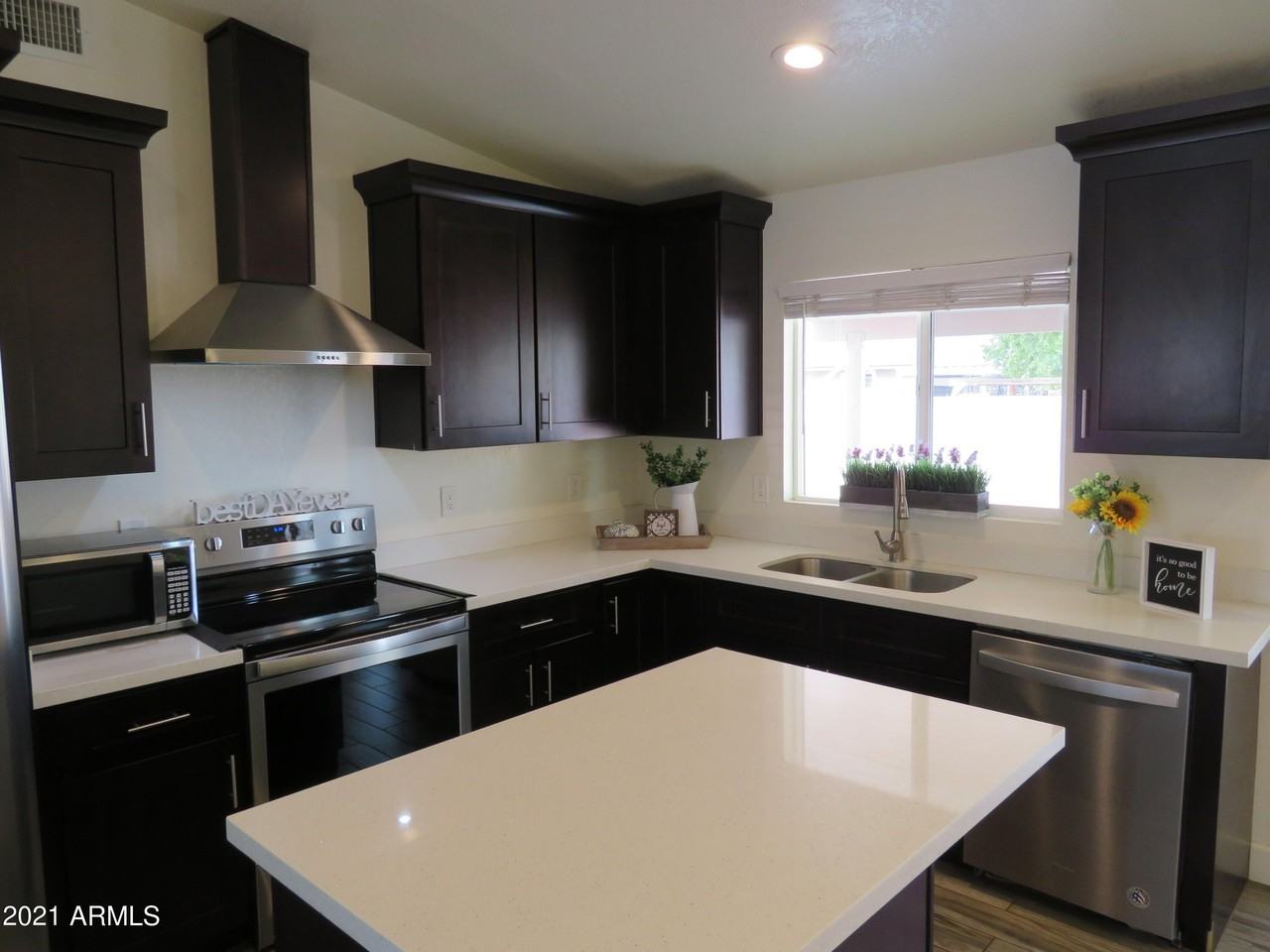 2156 E Jerome Ave - Photo 6 of 24