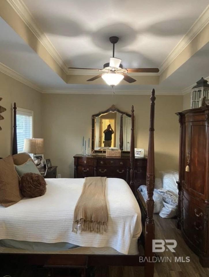 728 Amador Ave - Photo 6 of 10