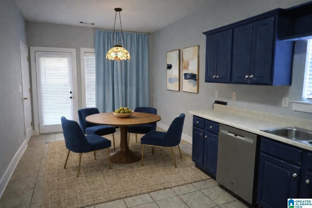 2017 Kelly Creek Ct - Photo 4 of 37