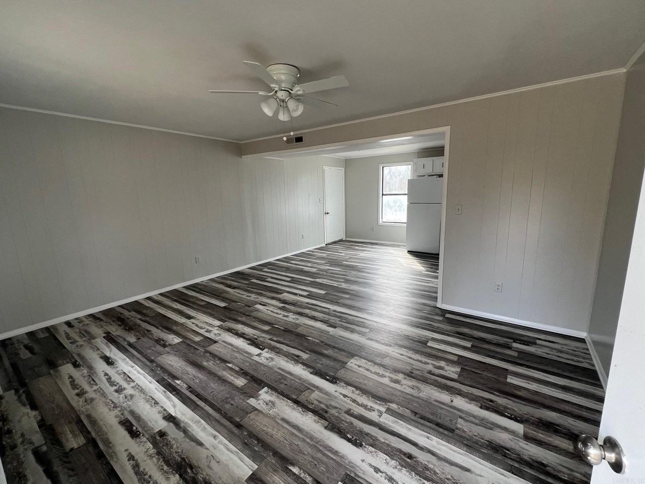 26 Charles St - Photo 2 of 8